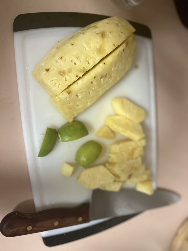 Pineapple for Post Po